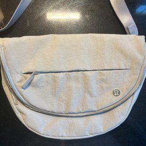 Lululemon All Night Festival Bag 5L